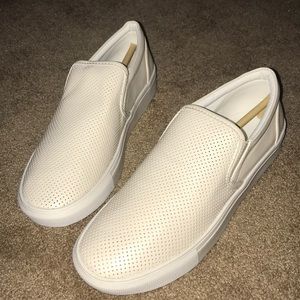 Slip on sneakers